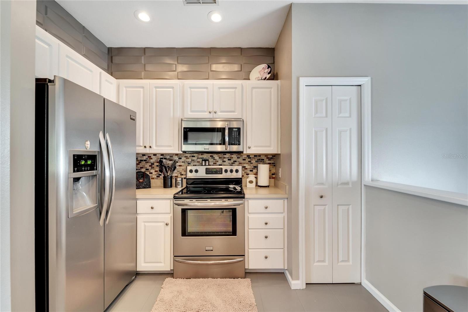 776 GRASSLANDS VILLAGE CIR #776