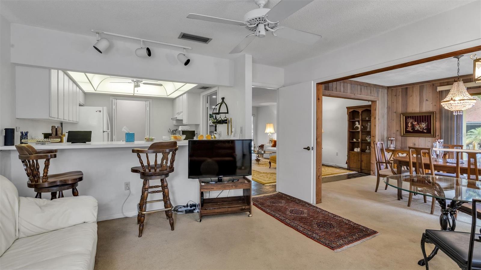 6564 SWEETBRIAR LN