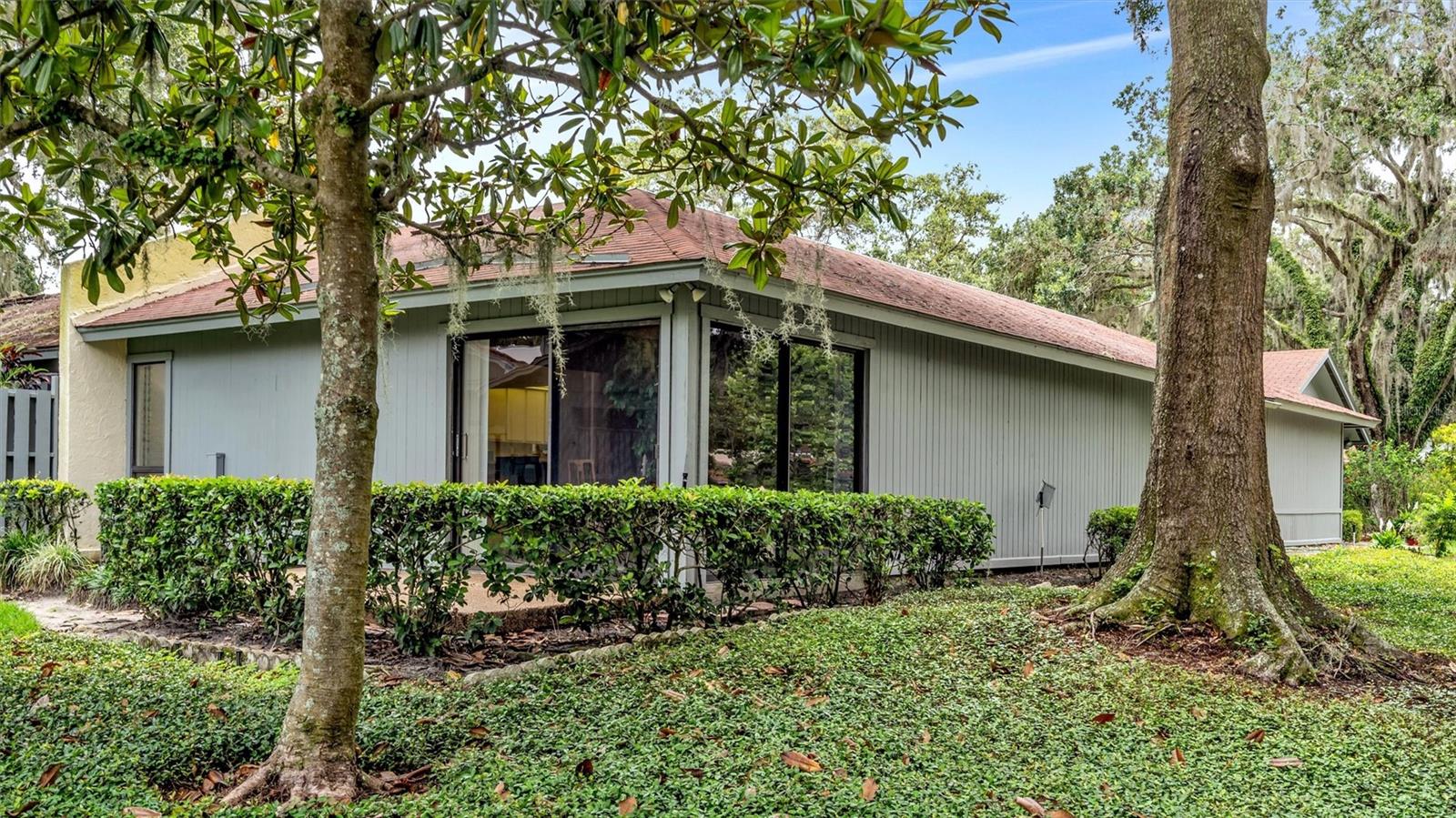 6564 SWEETBRIAR LN