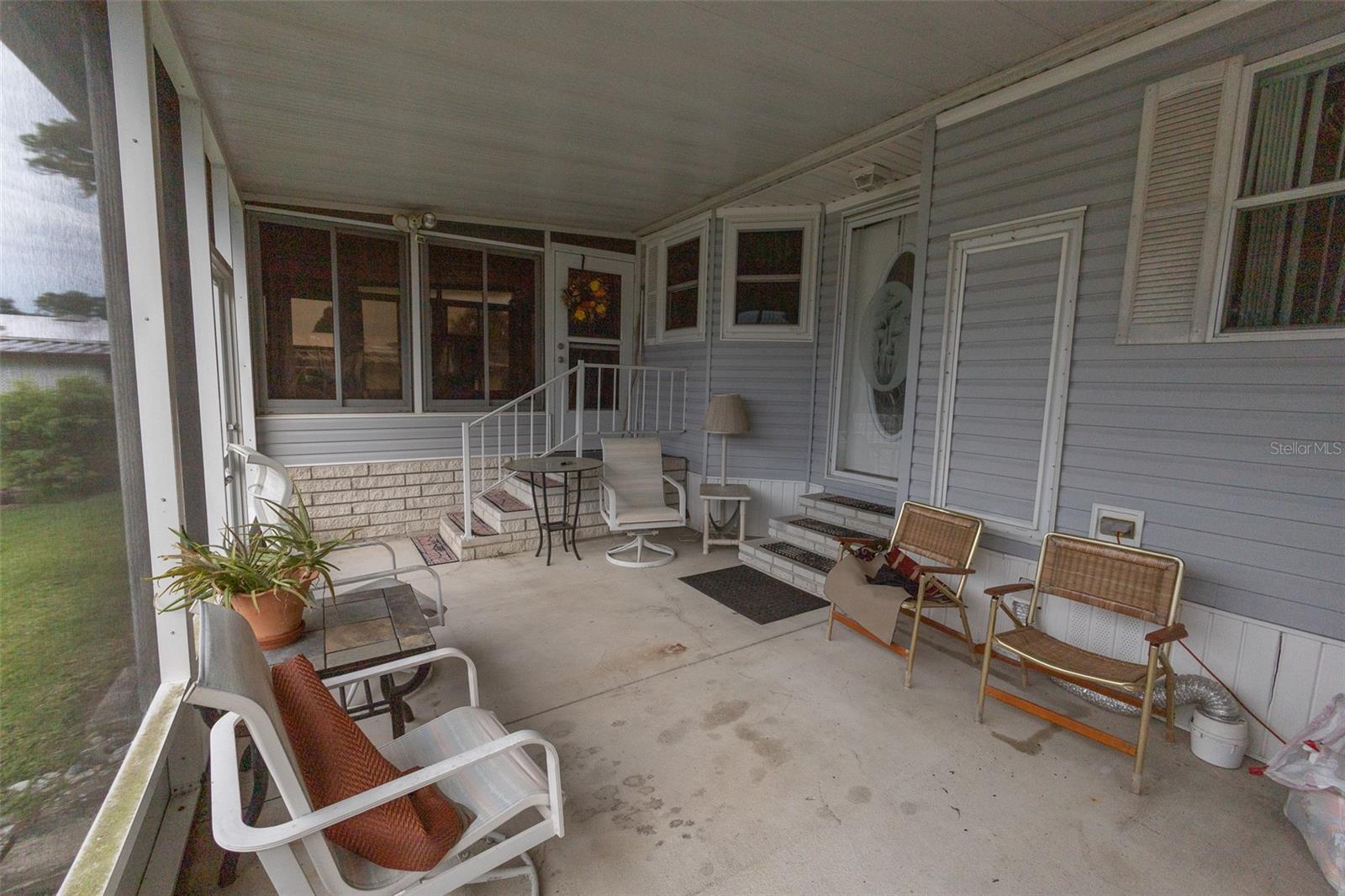 6328 GROVE POINTE DR SE