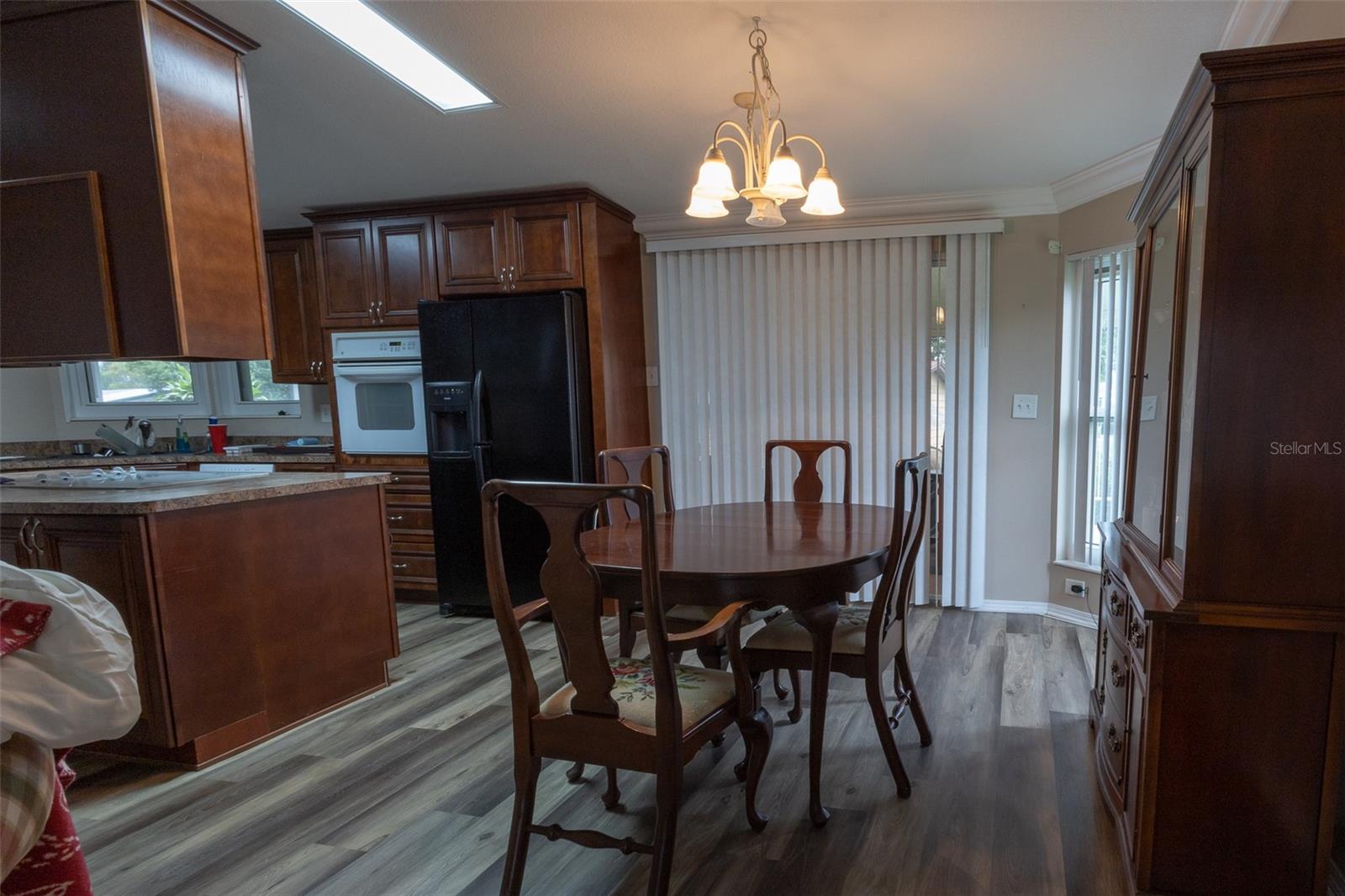 6328 GROVE POINTE DR SE