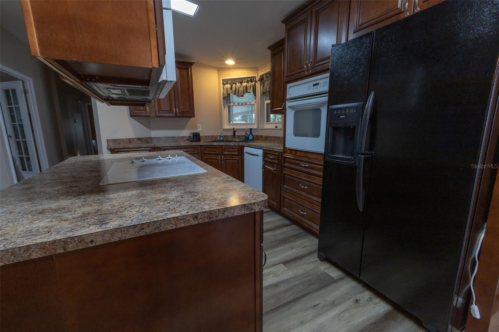 6328 GROVE POINTE DR SE