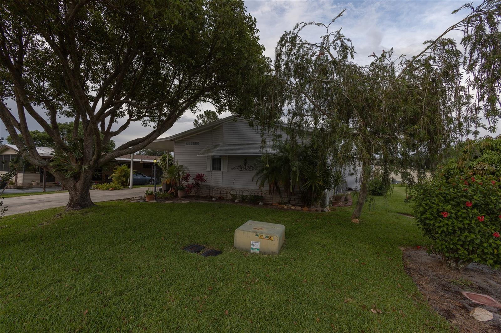 6328 GROVE POINTE DR SE