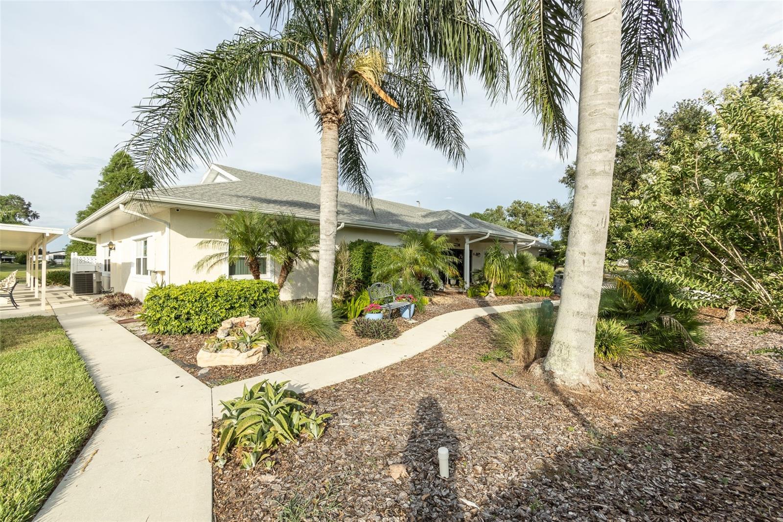 6332 GROVE POINTE DR SE