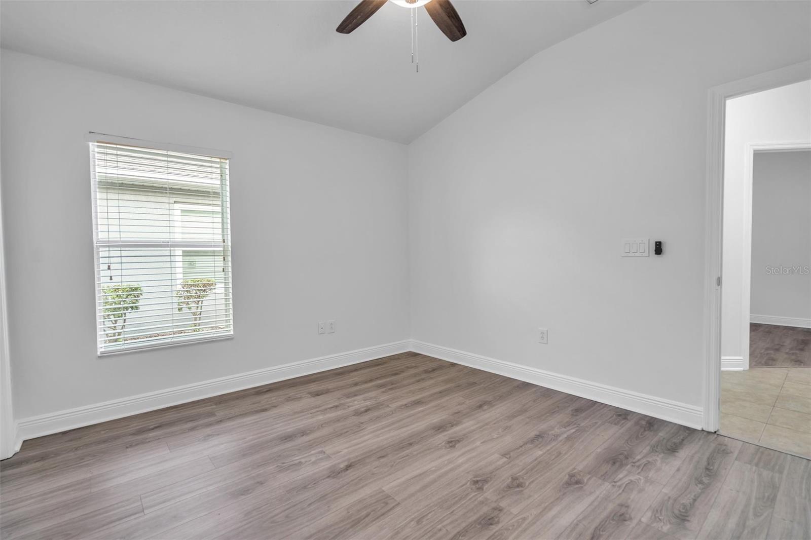 31604 BEARDED OAK DR