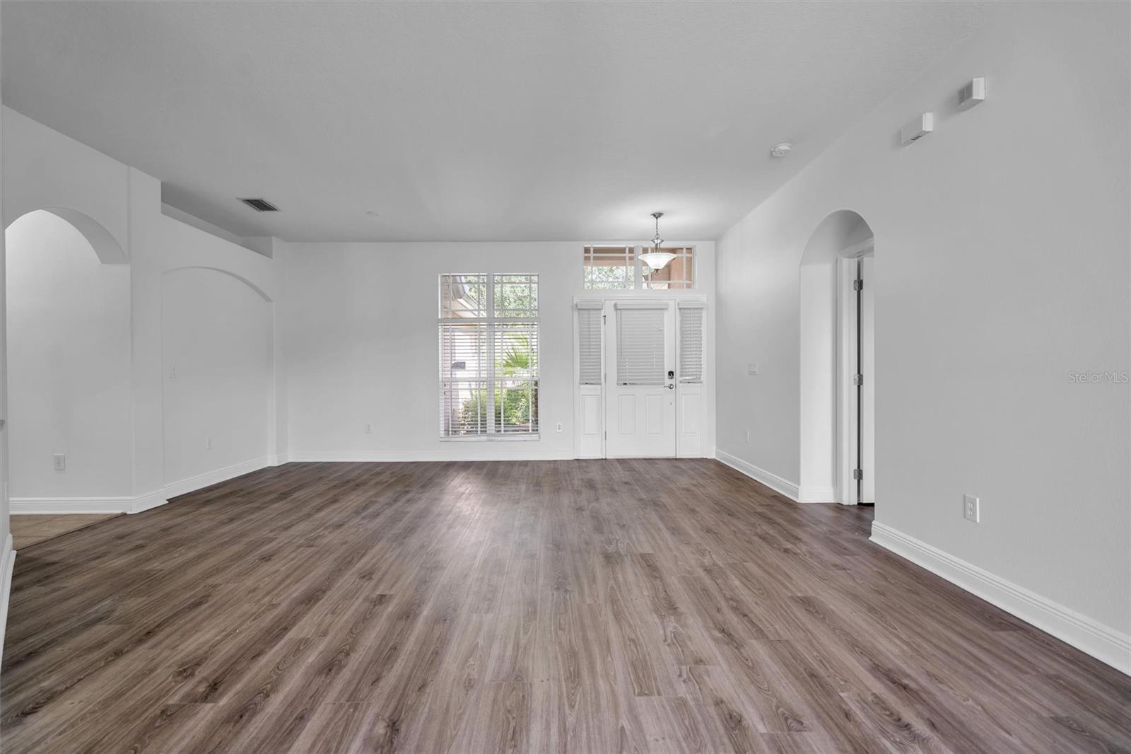 31604 BEARDED OAK DR