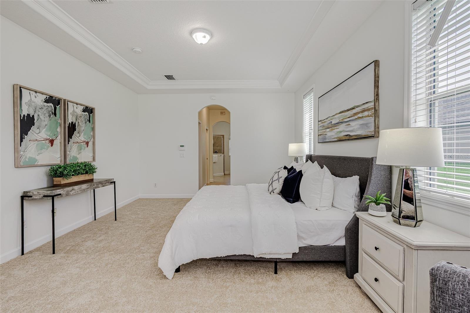 1886 SHERWOOD LAKES BLVD