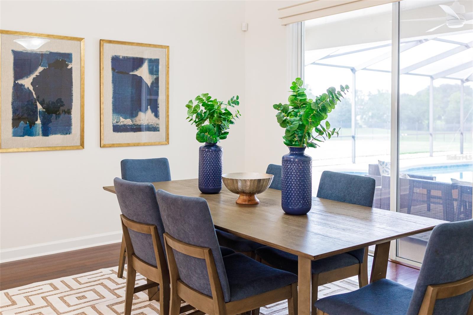 1886 SHERWOOD LAKES BLVD