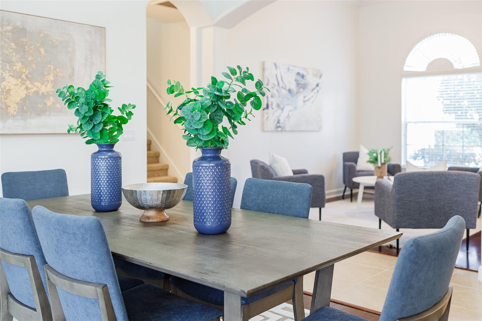 1886 SHERWOOD LAKES BLVD