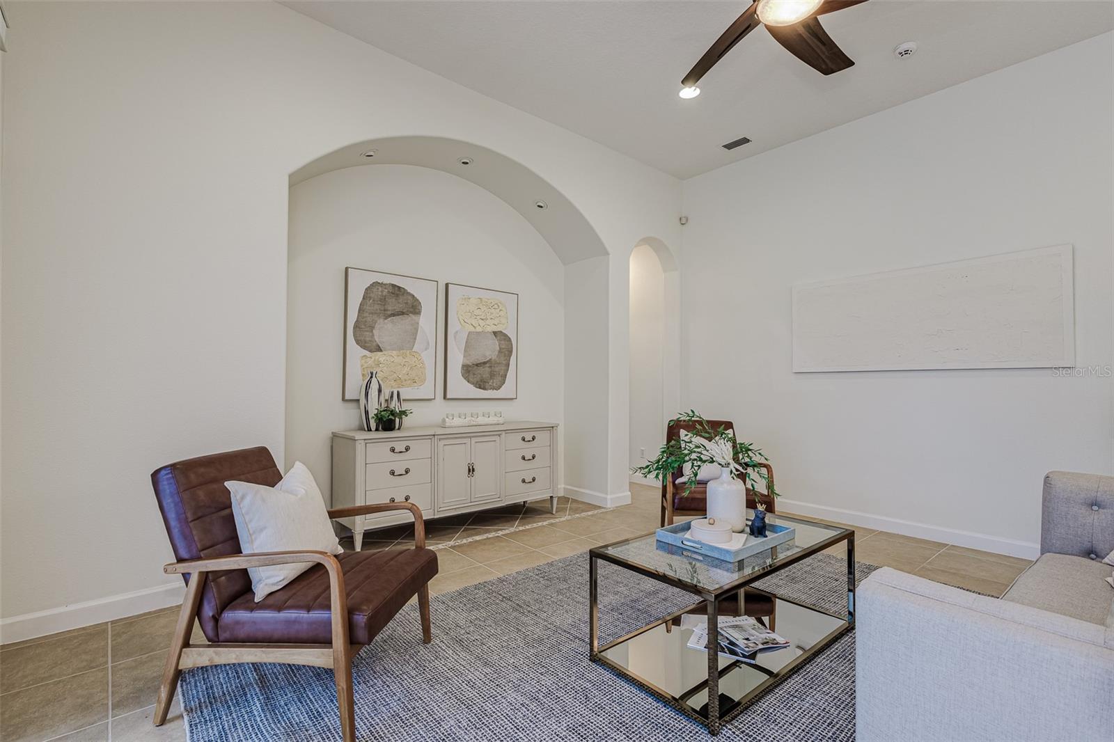 1886 SHERWOOD LAKES BLVD