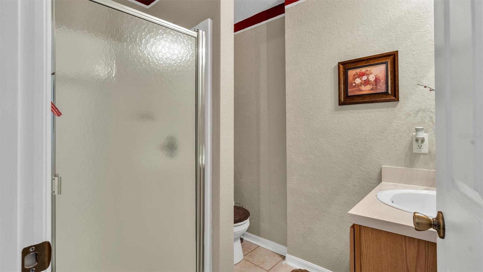 250 DIAMOND RIDGE BLVD