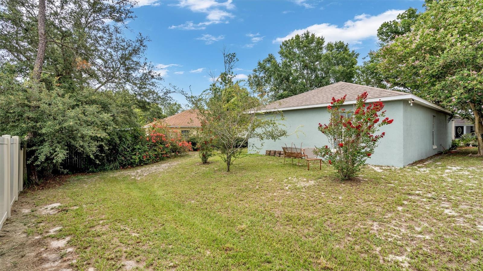 250 DIAMOND RIDGE BLVD