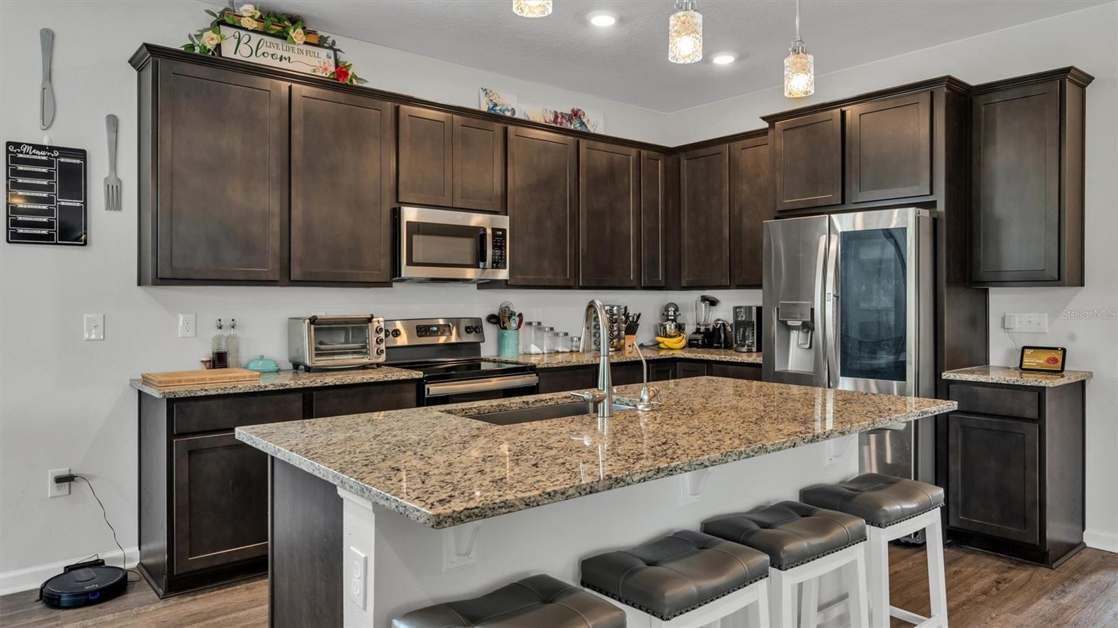 5737 ARLINGTON RIVER DR