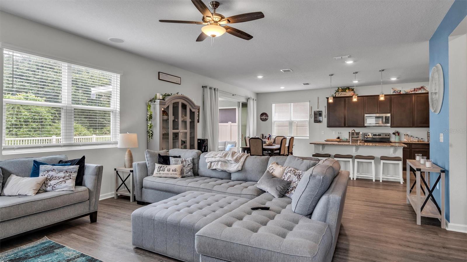 5737 ARLINGTON RIVER DR