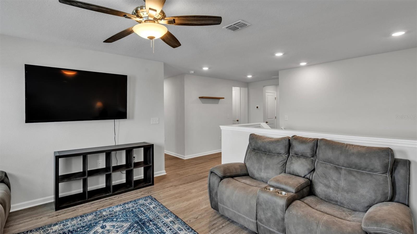 5737 ARLINGTON RIVER DR