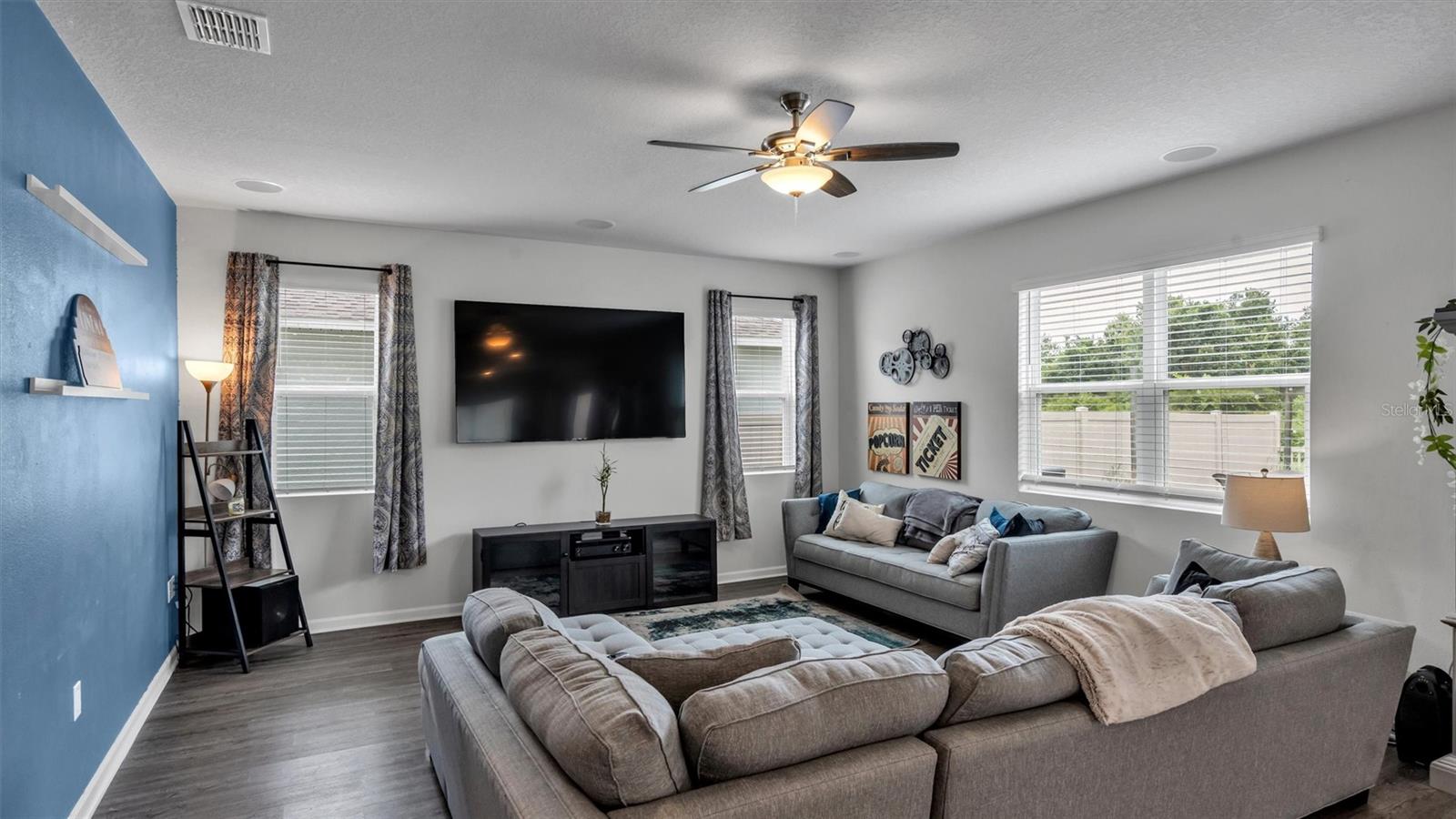 5737 ARLINGTON RIVER DR