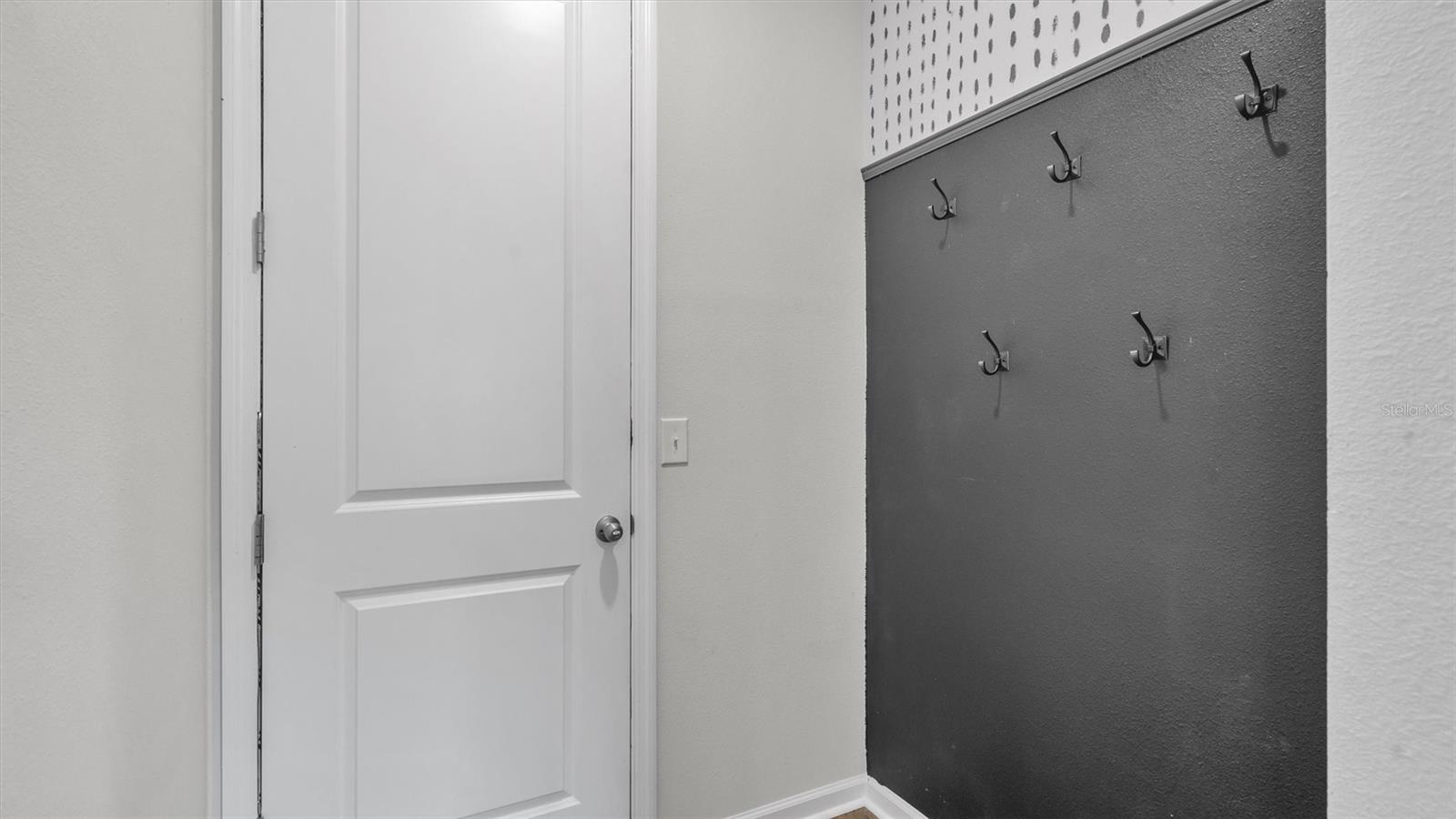 5737 ARLINGTON RIVER DR