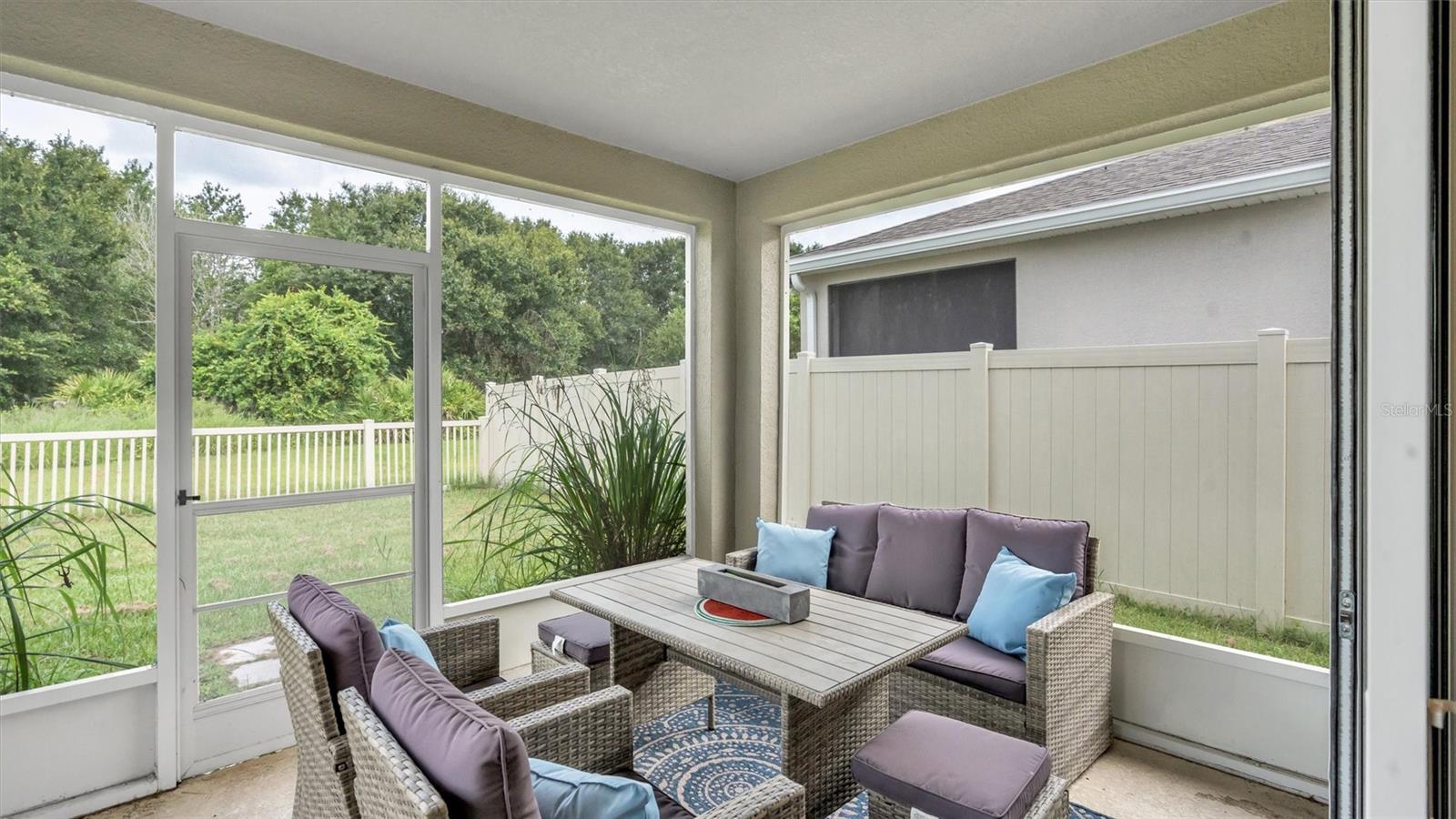 5737 ARLINGTON RIVER DR