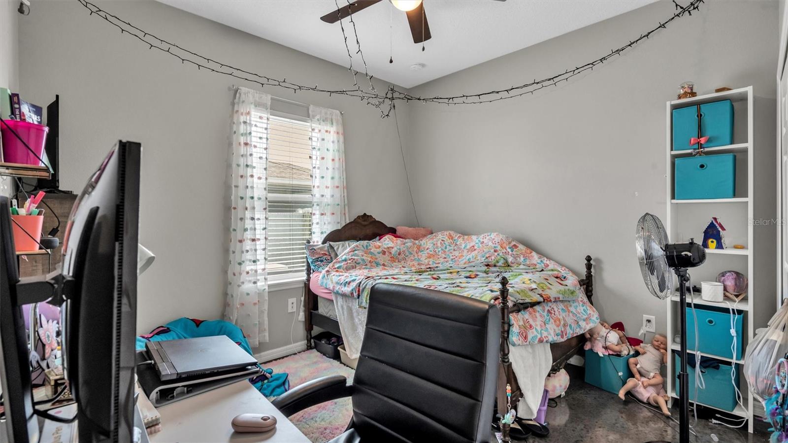 3264 WHISPERING TRAILS AVE