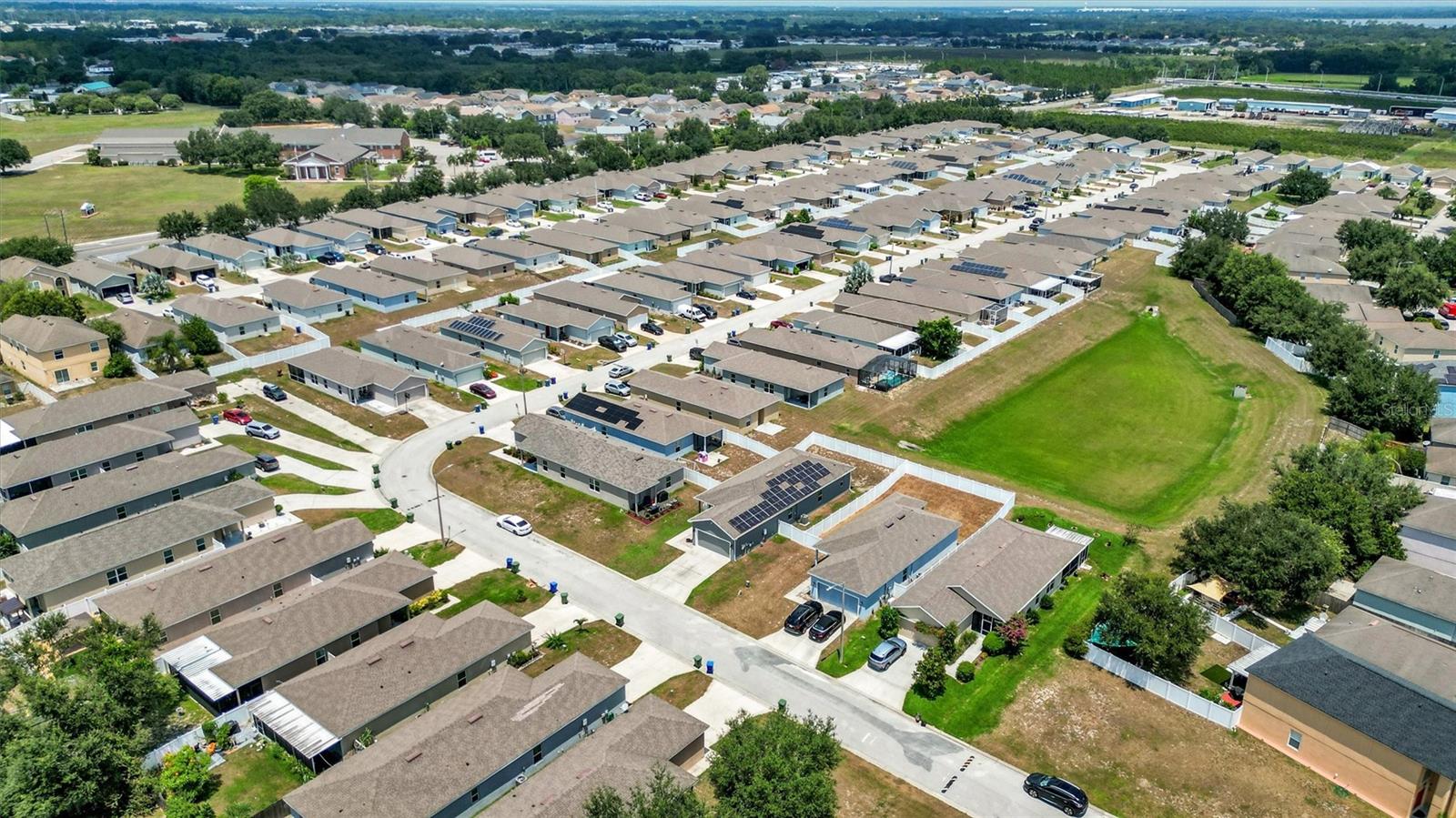 3264 WHISPERING TRAILS AVE