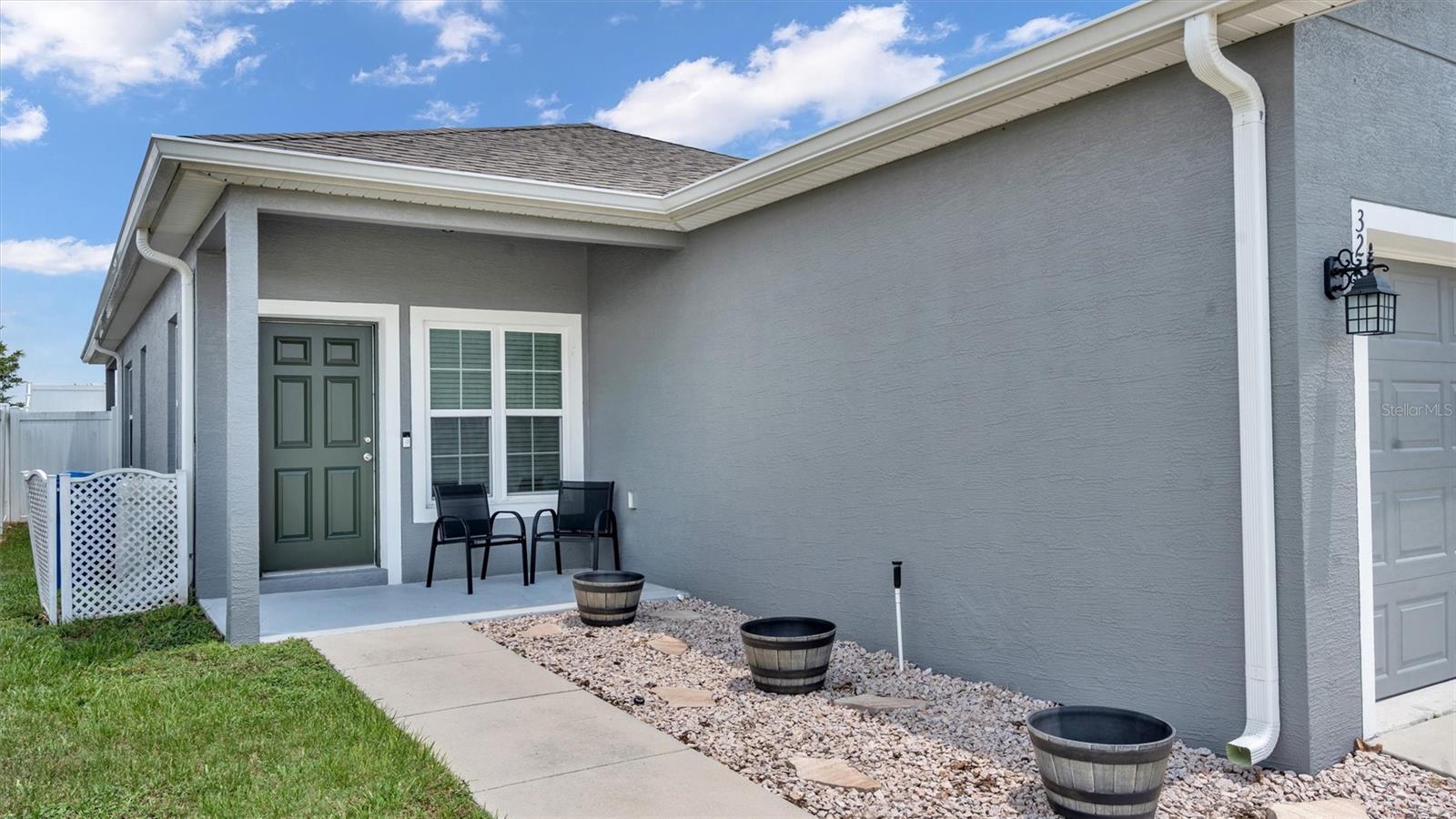 3264 WHISPERING TRAILS AVE