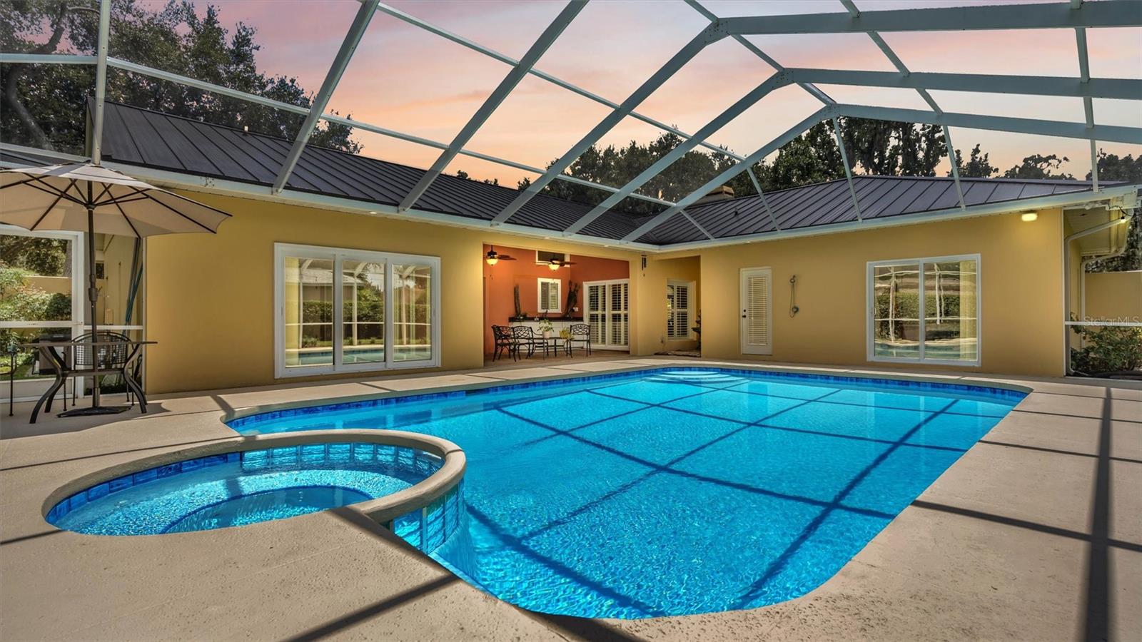 1303 LONGWOOD OAKS BLVD