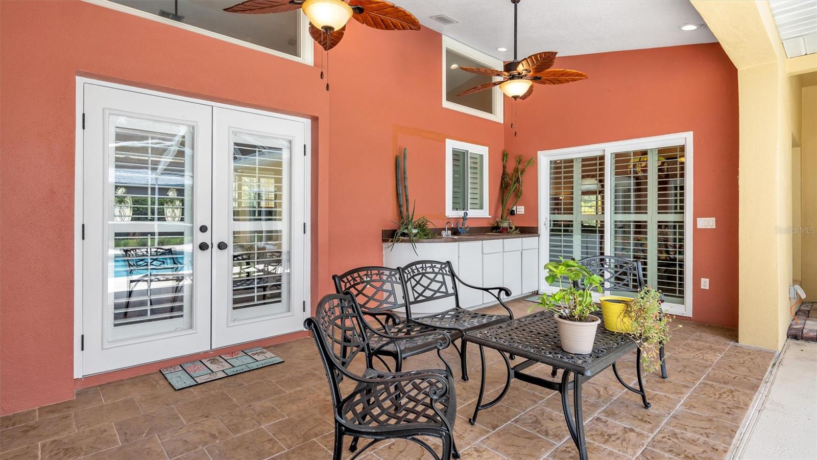 1303 LONGWOOD OAKS BLVD