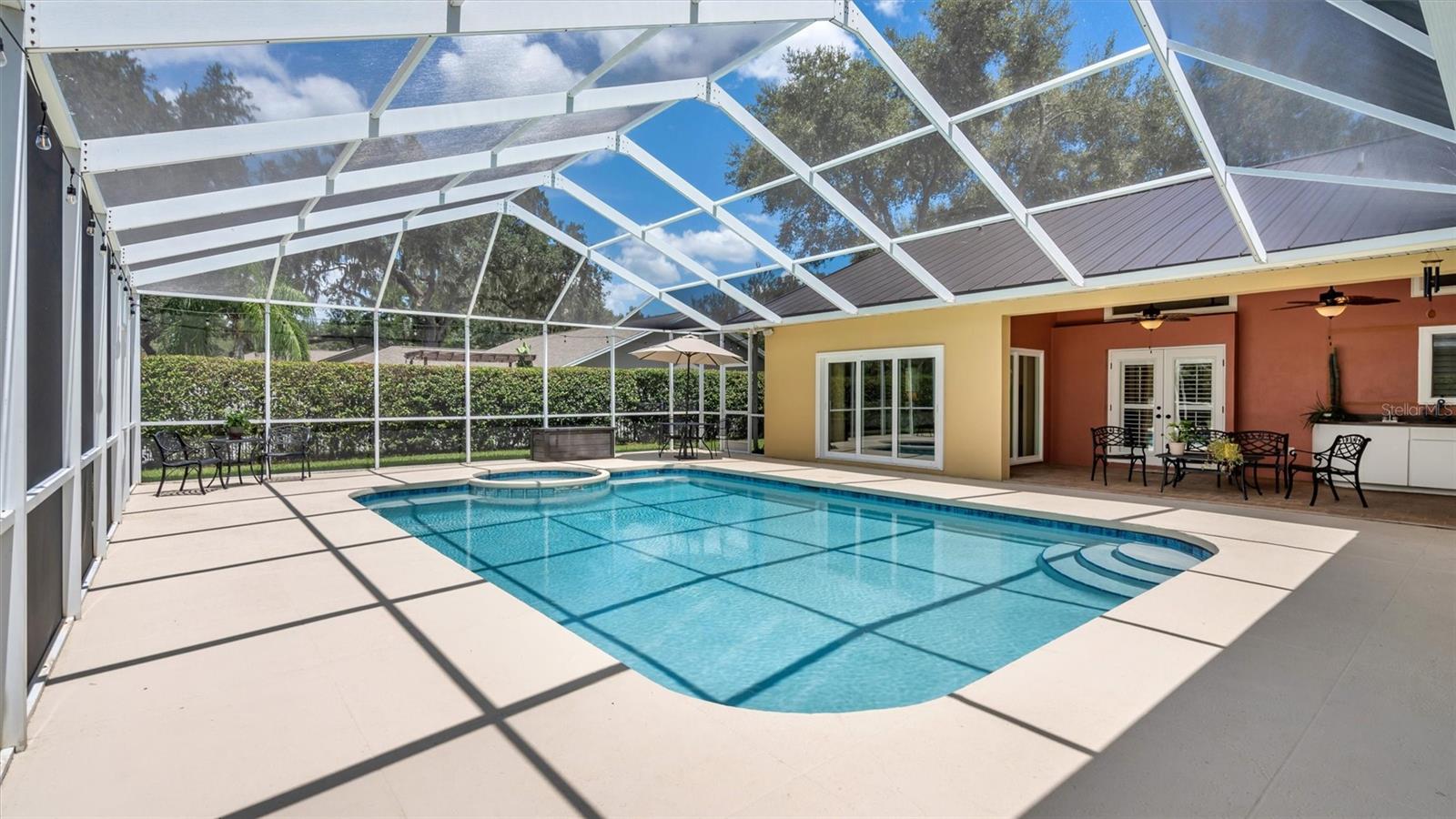 1303 LONGWOOD OAKS BLVD