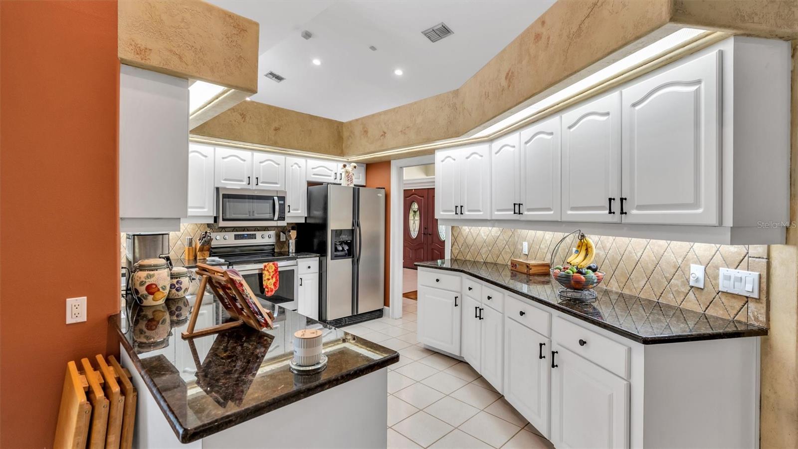 1303 LONGWOOD OAKS BLVD