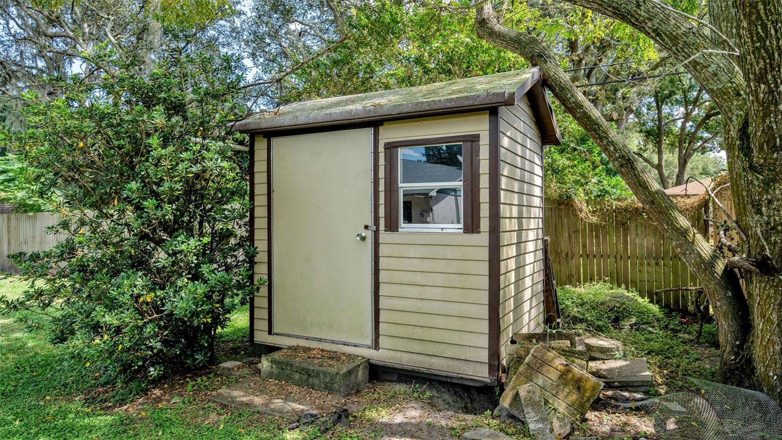 1133 OLD POLK CITY RD