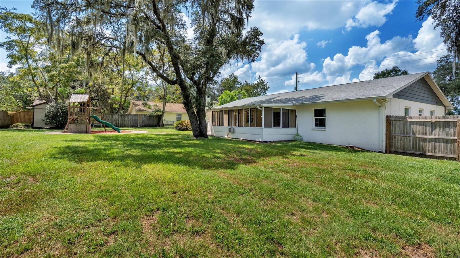 1133 OLD POLK CITY RD