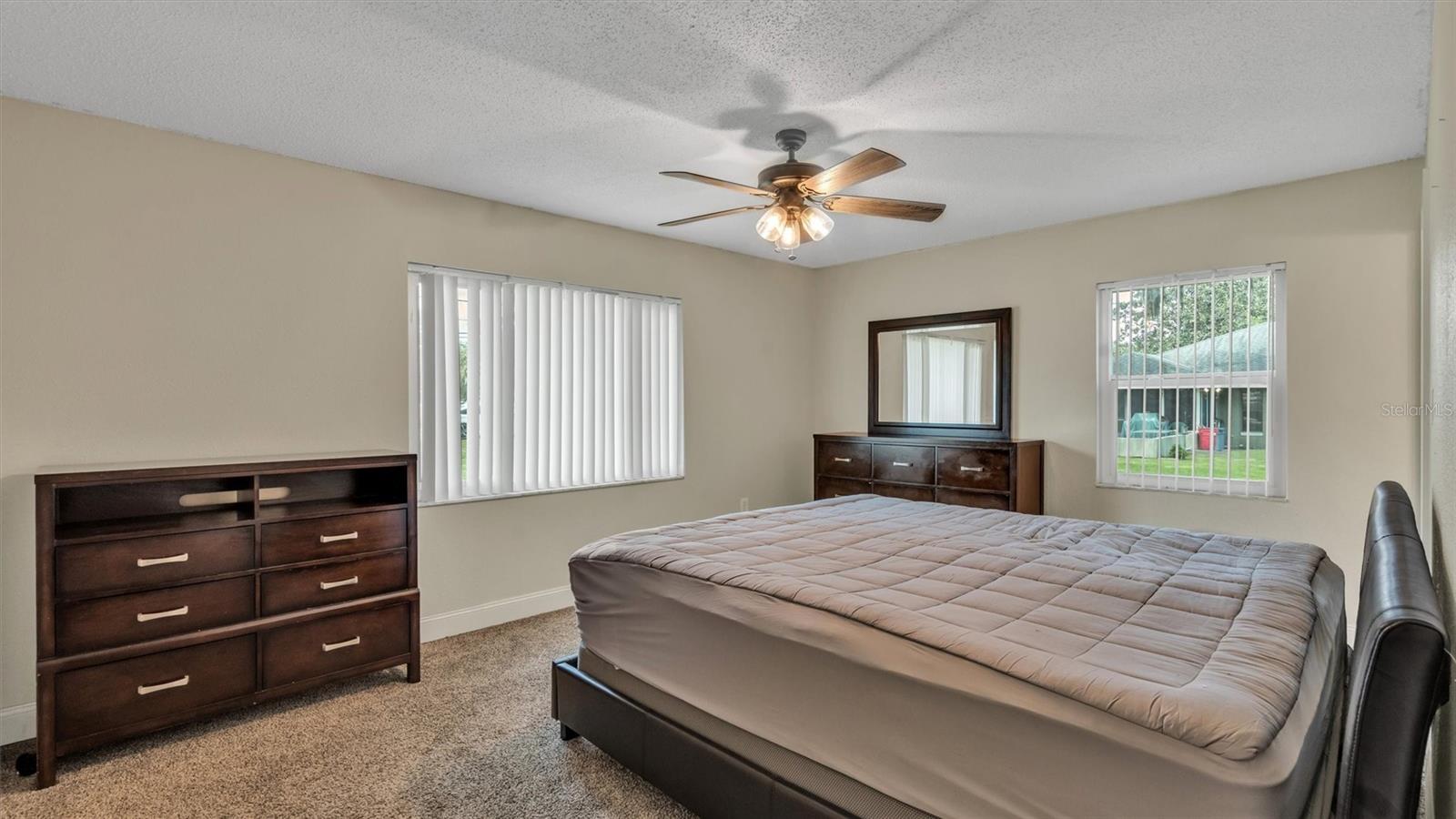 1133 OLD POLK CITY RD