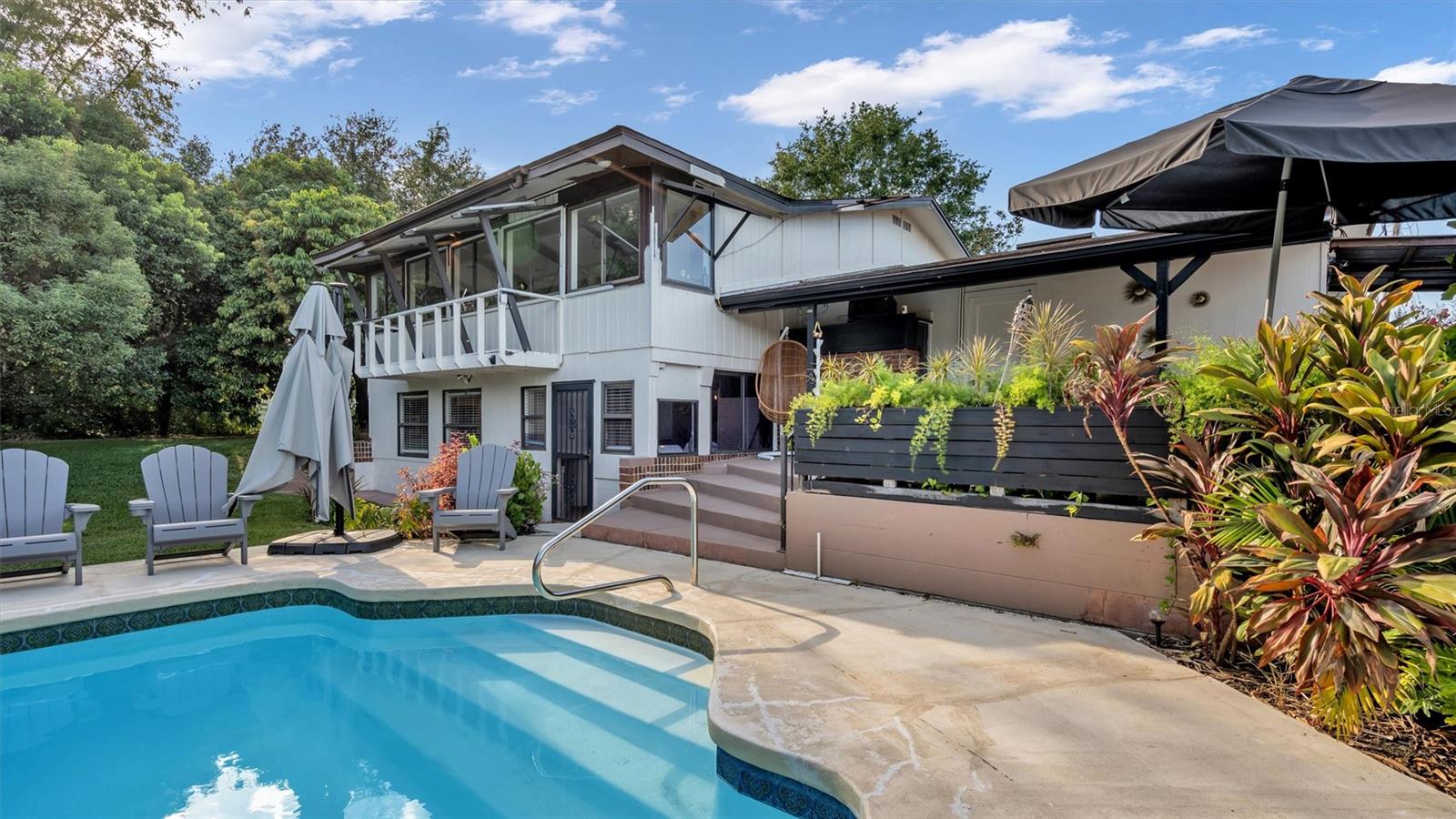 2123 LAKE BENTLEY CT