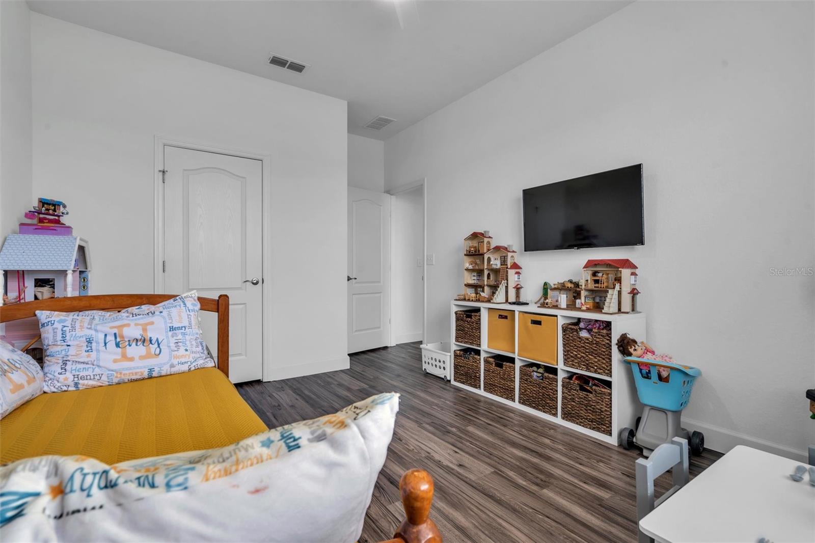 535 SANCTUARY BLVD