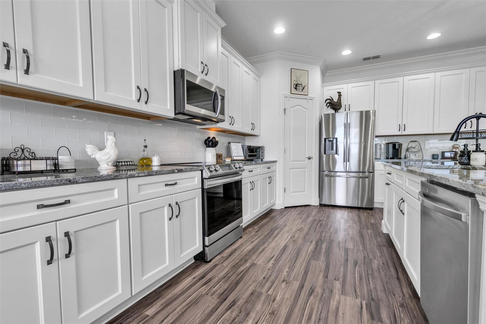 535 SANCTUARY BLVD