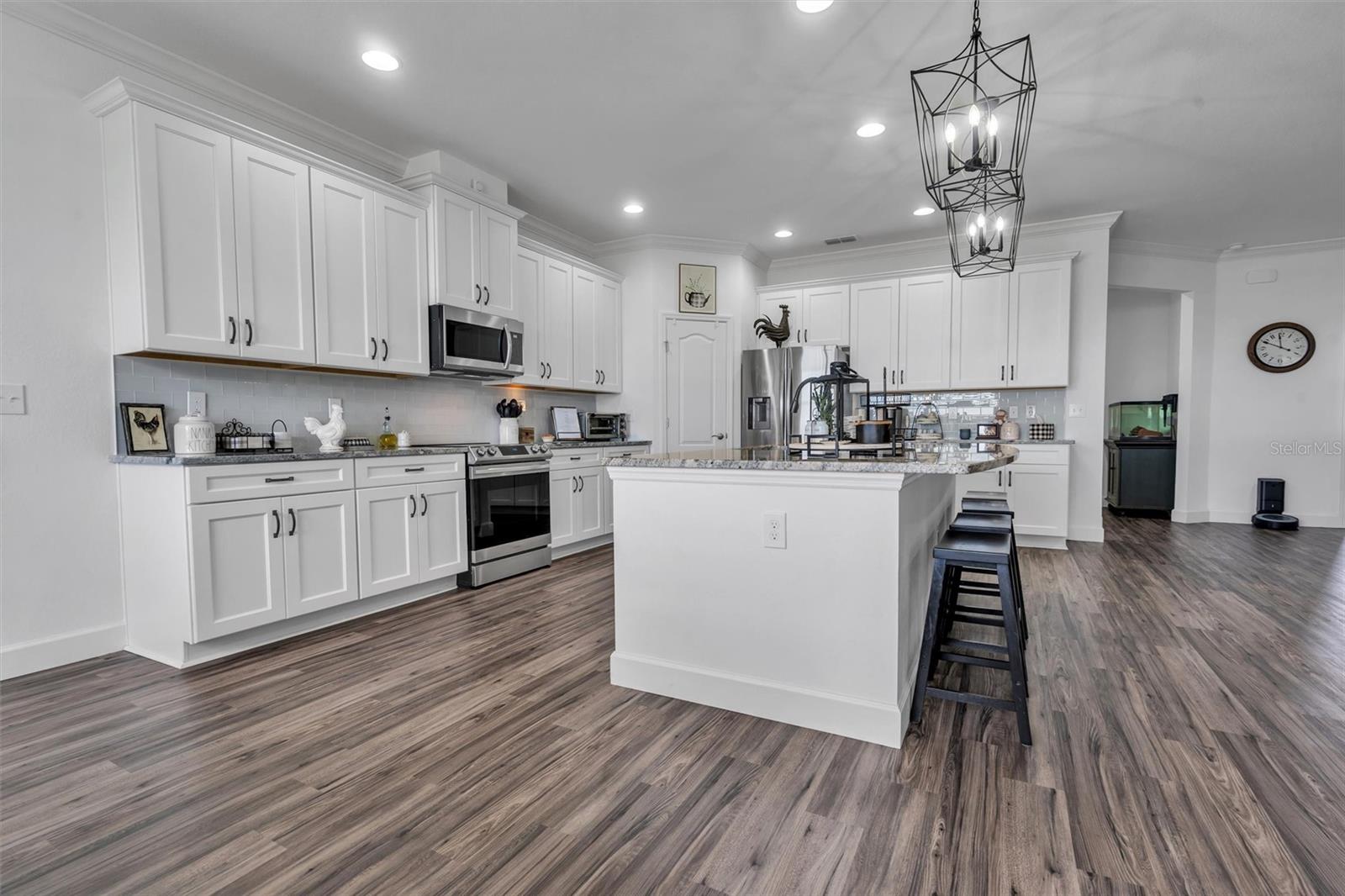 535 SANCTUARY BLVD