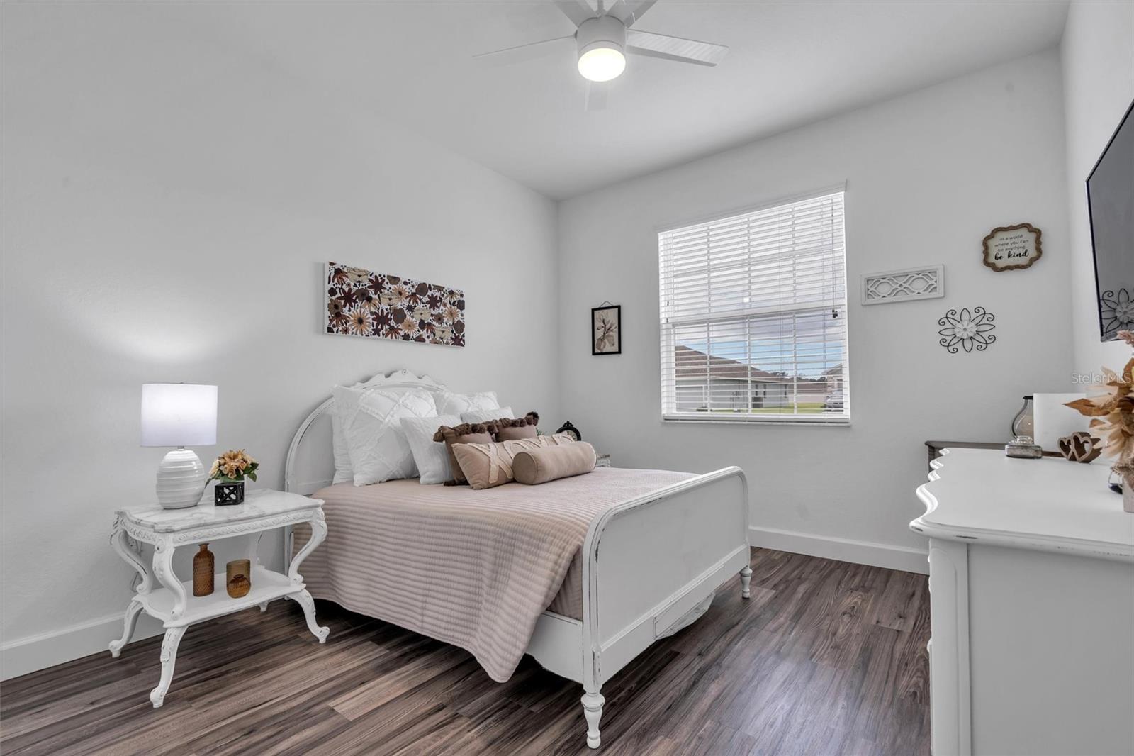 535 SANCTUARY BLVD