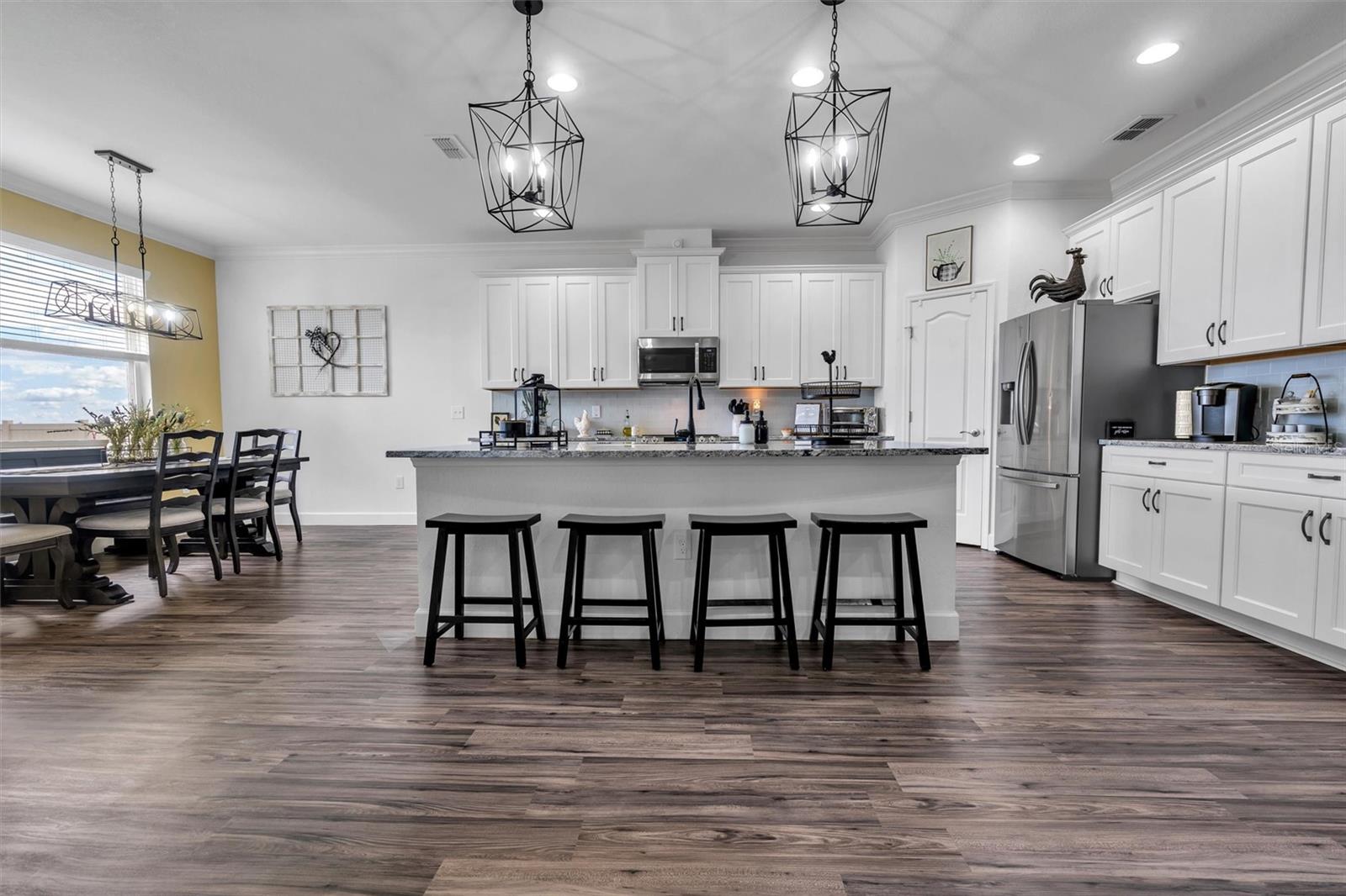 535 SANCTUARY BLVD