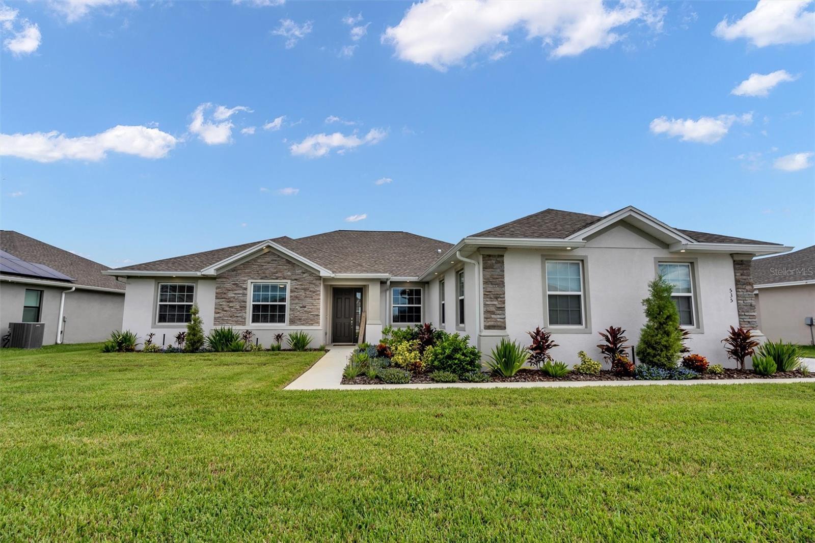 535 SANCTUARY BLVD