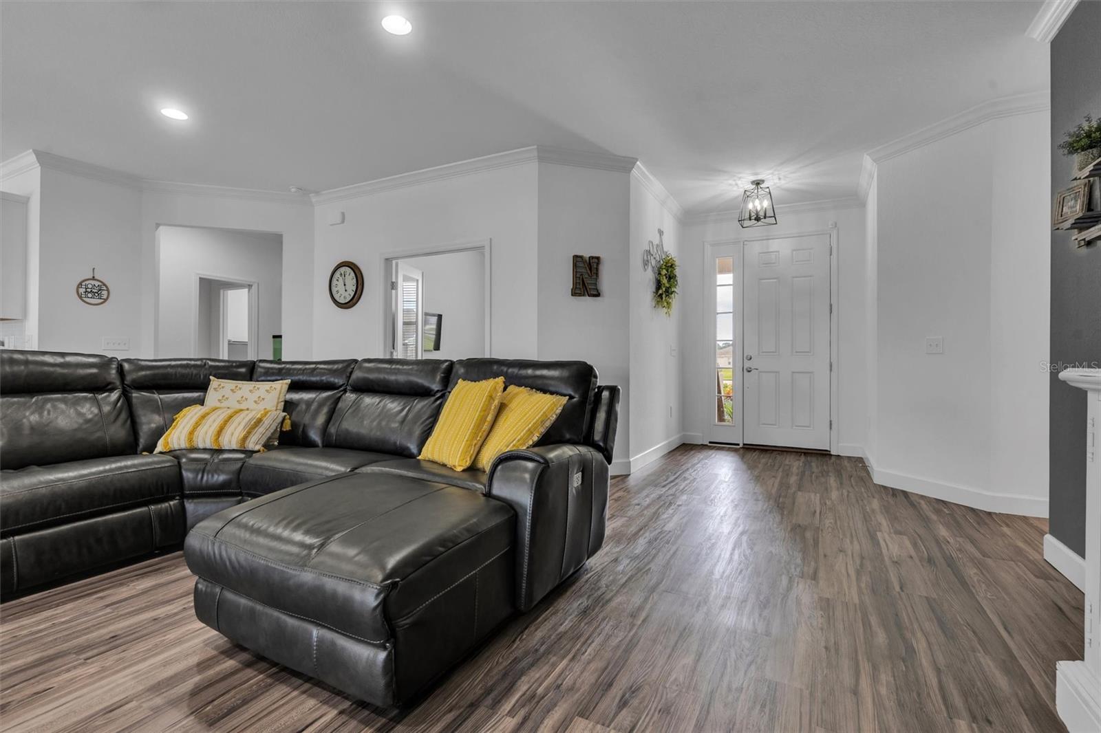 535 SANCTUARY BLVD