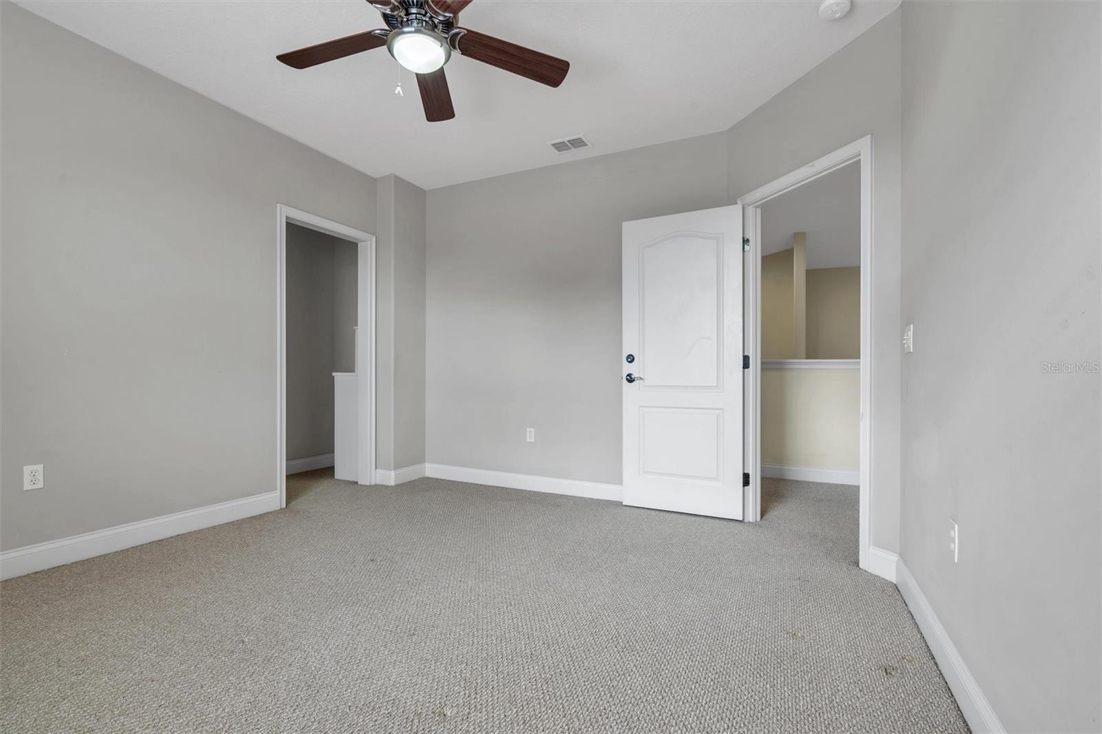 2313 CHESTERFIELD CIR