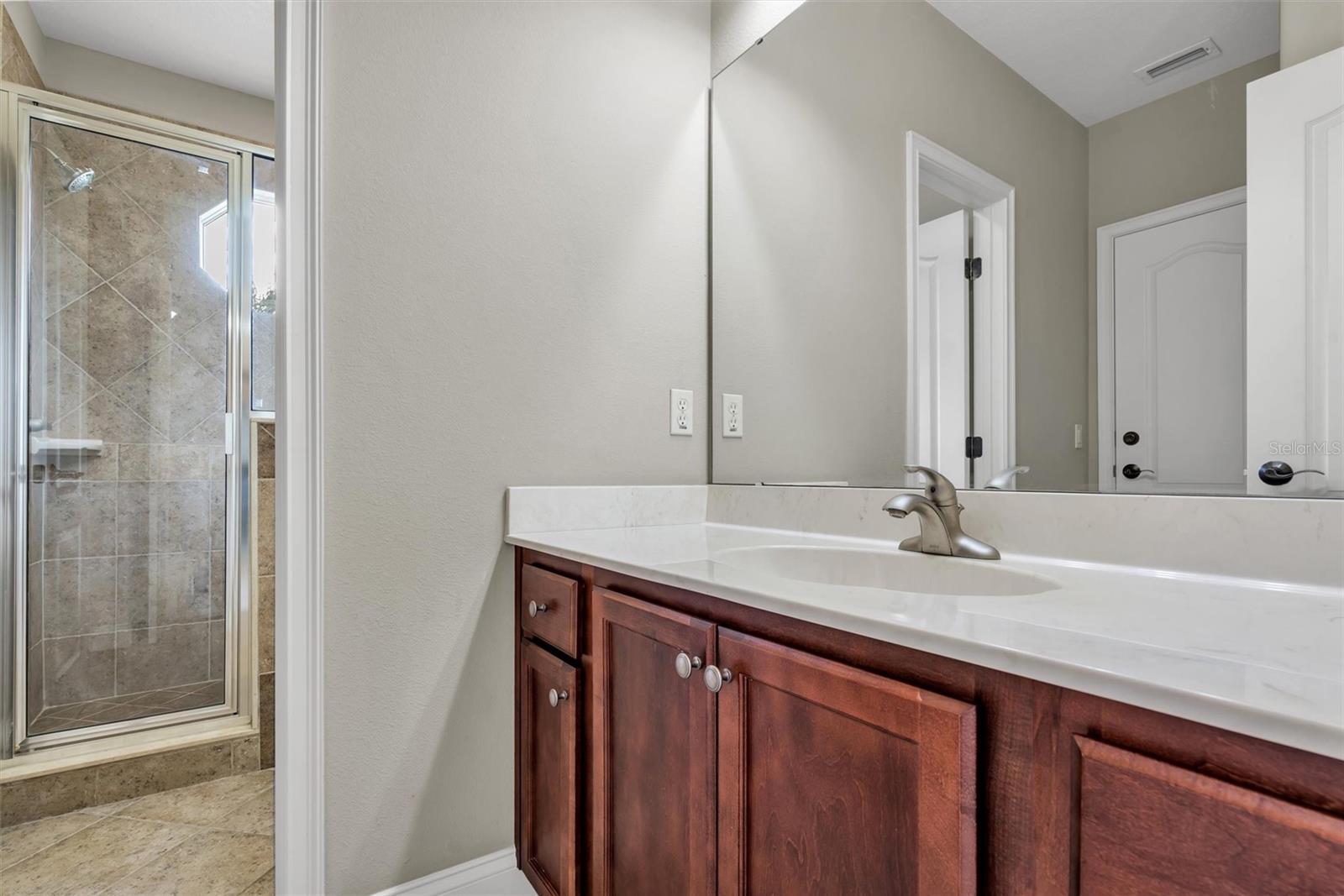 2313 CHESTERFIELD CIR