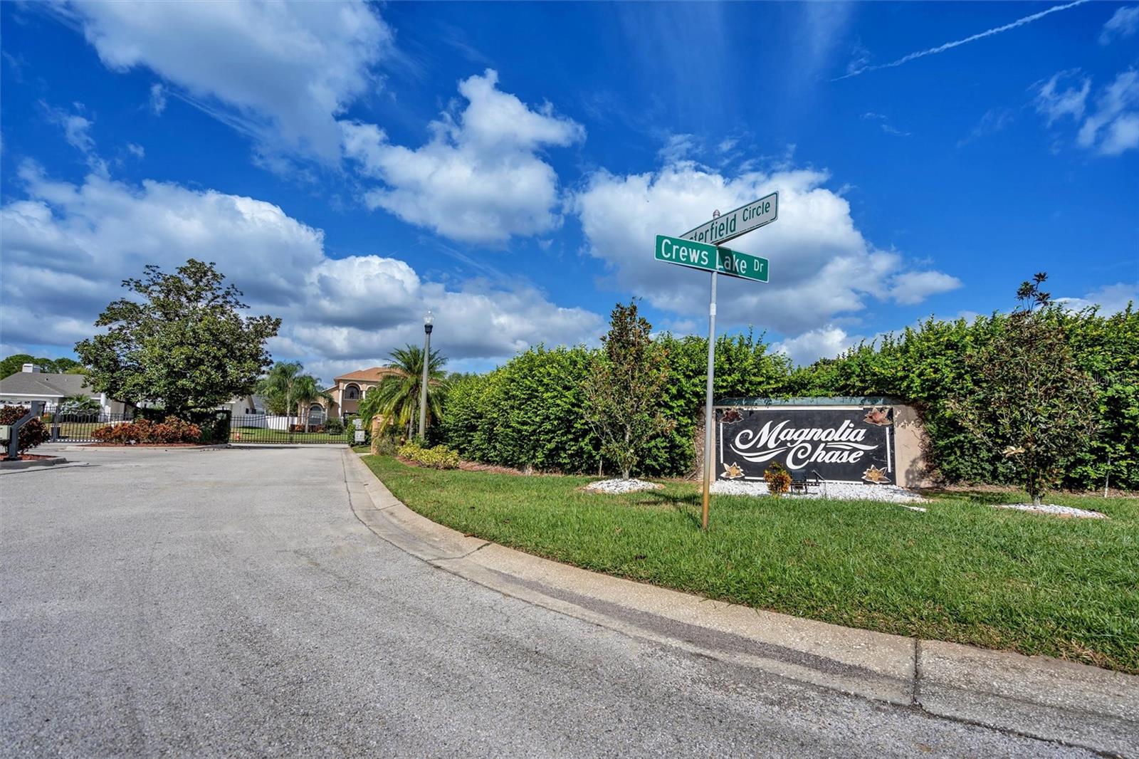 2313 CHESTERFIELD CIR