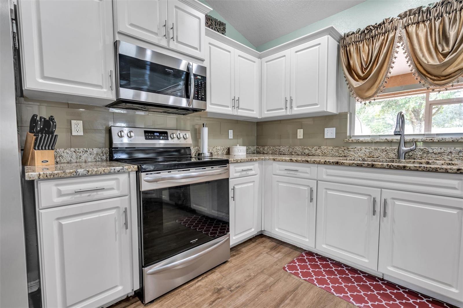 3231 SUMMERLAND HILLS CT