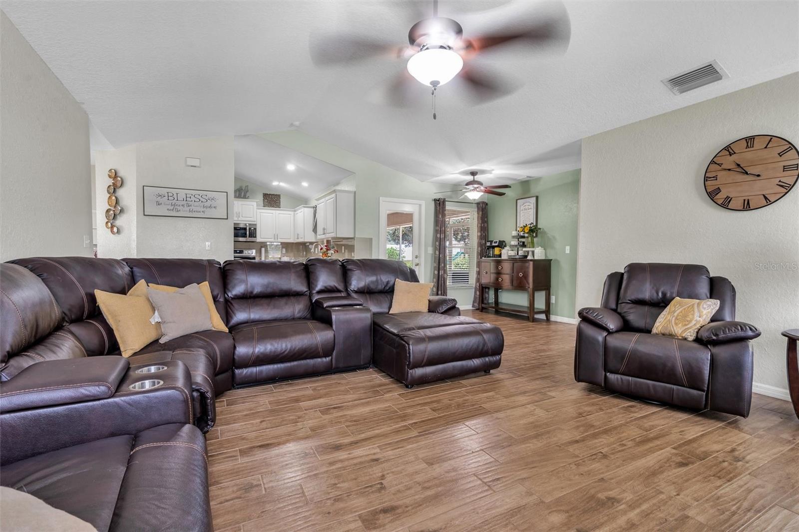 3231 SUMMERLAND HILLS CT