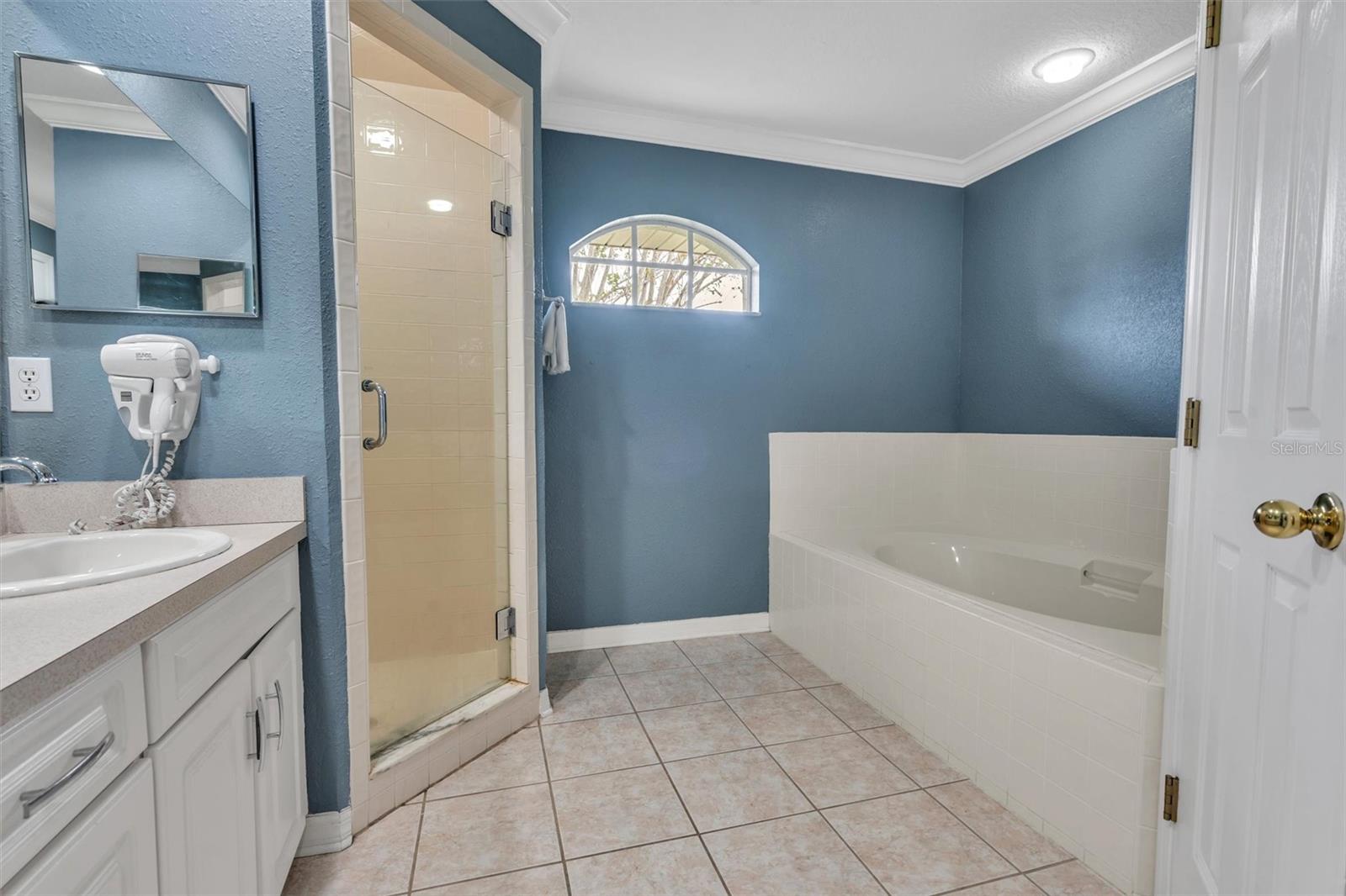 3231 SUMMERLAND HILLS CT