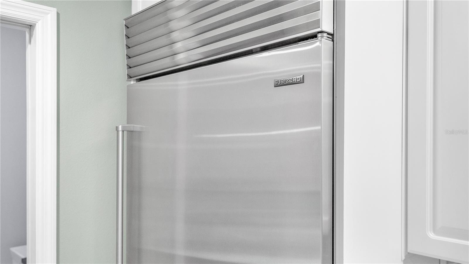 6857 CRESCENT OAKS CIR