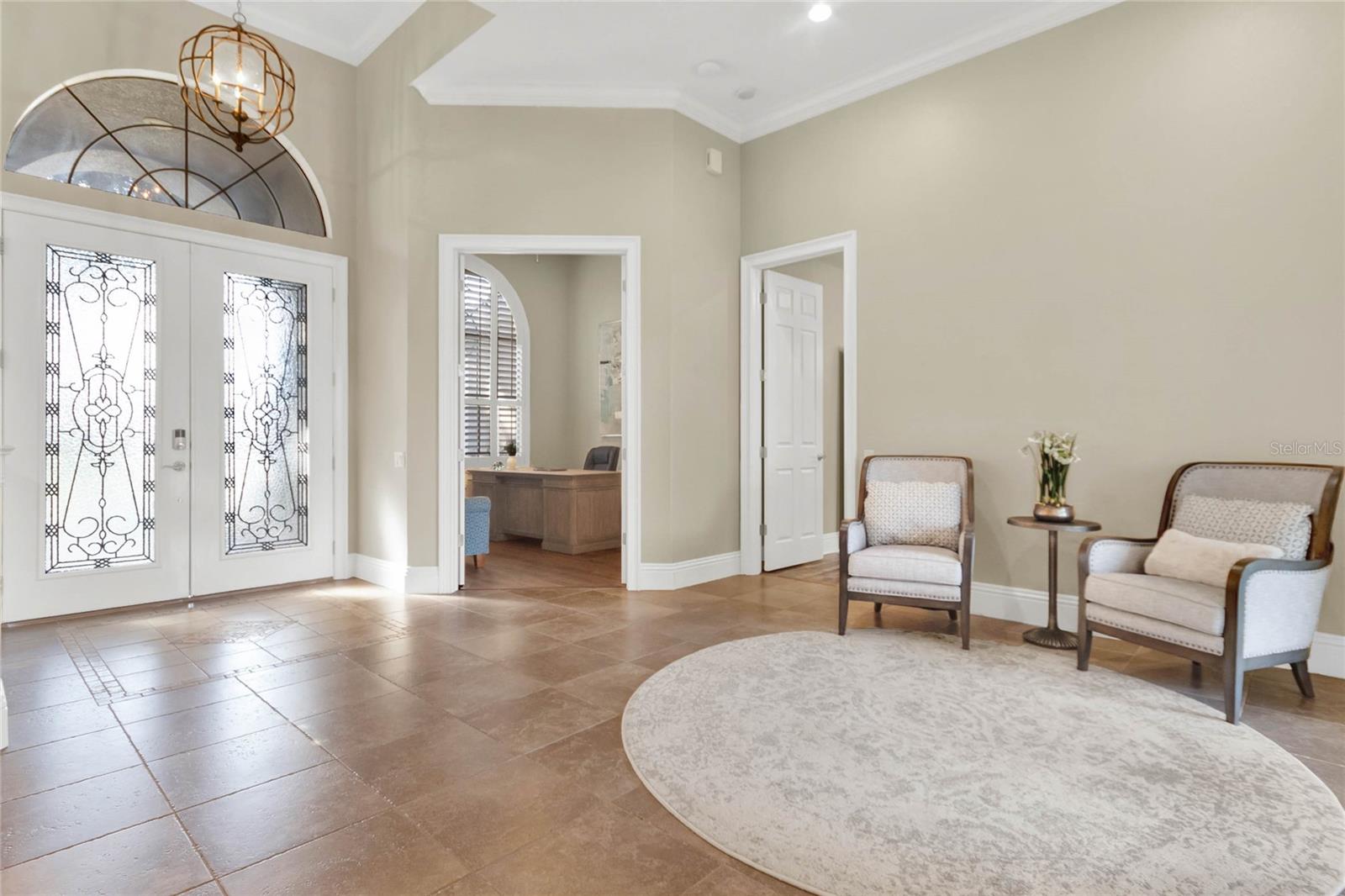 1364 CRESCENT WOODS LOOP