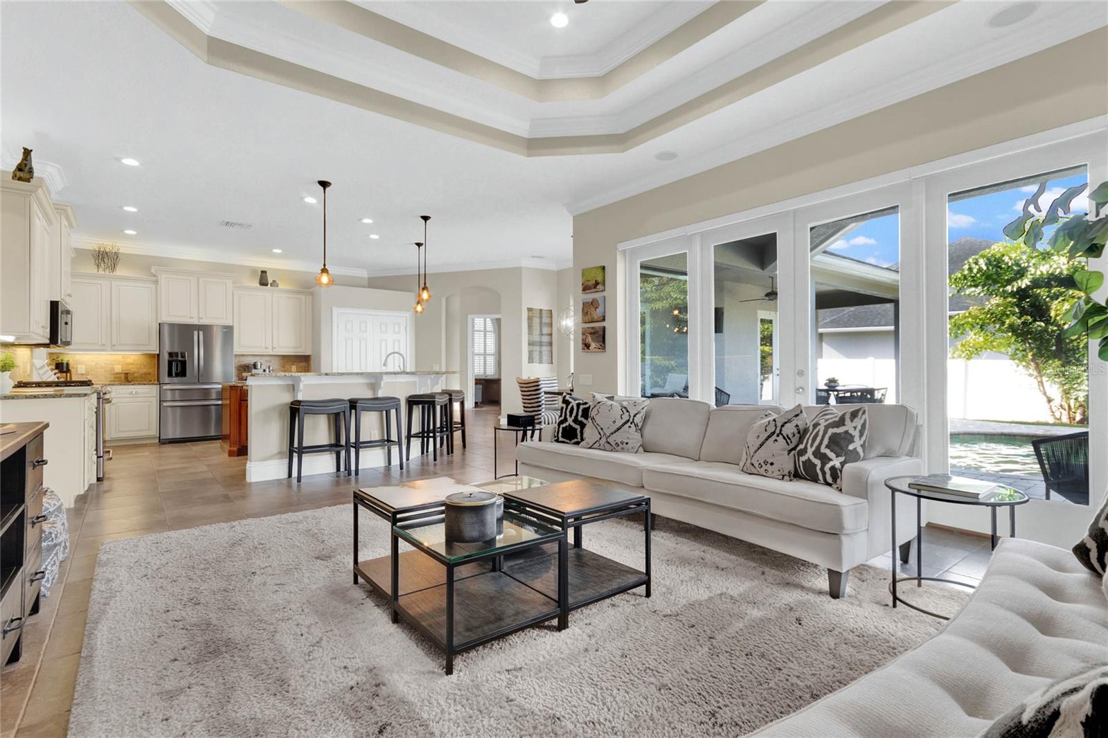 1364 CRESCENT WOODS LOOP