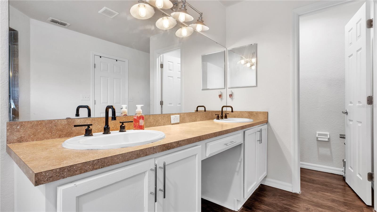 3361 WINCHESTER ESTATES CIR